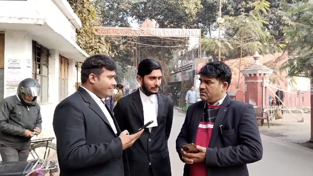 बबलू कुमार व ऋषिकेश नारायण सिन्हा