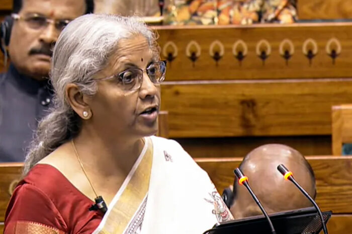 मिथिला साड़ी और जनहितैषी बजट: वित्त मंत्री ने बिहार का दिल जीता